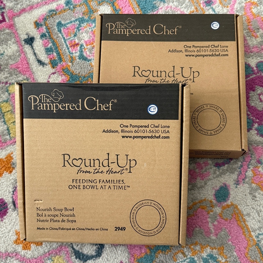 The Pampered Chef Round-Up Nourish and Share Bowl Set